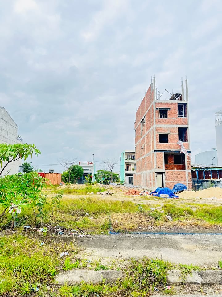 Đất nền B2.139 Đầm Sen Hòa Xuân 100m² giá 6.15 tỷ - Đầu tư sinh lời ngay!