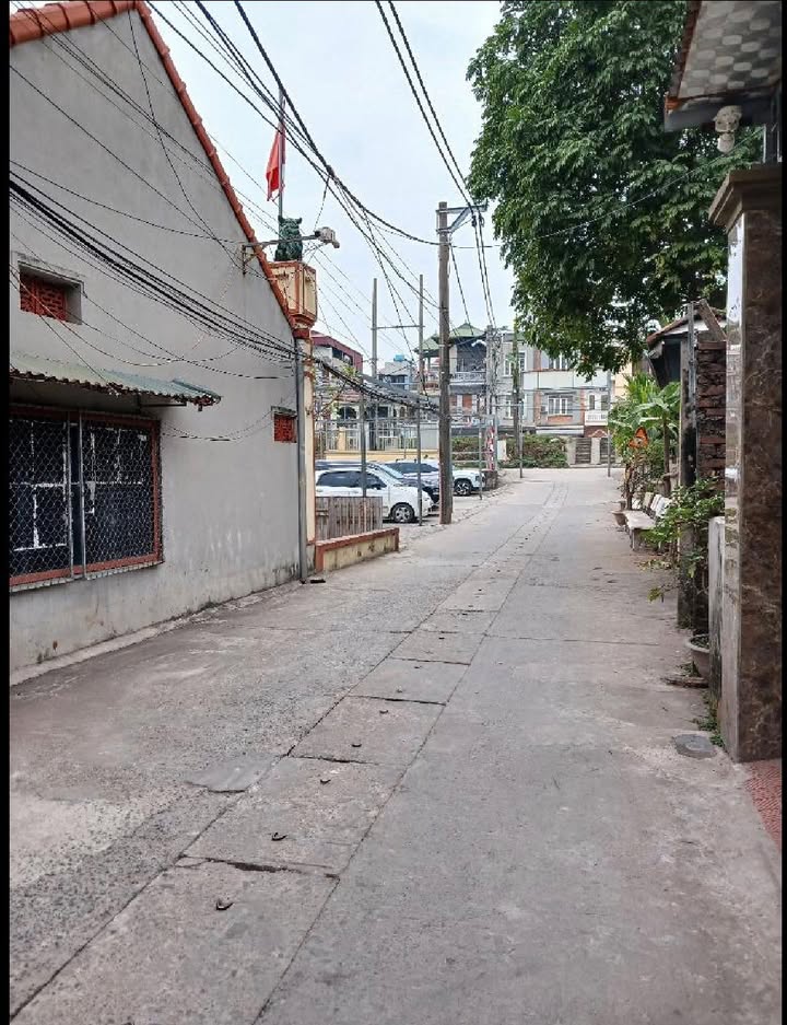 Nhà đẹp Phường Đông Ngạc 41m² giá 6 tỷ - Ô tô tránh, ở ngay!