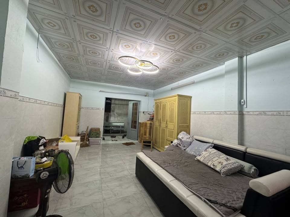 Nhà cấp 4 mặt tiền Đỗ Xuân Hợp, 63m² giá 4.45 tỷ - Sẵn sàng vào ở!