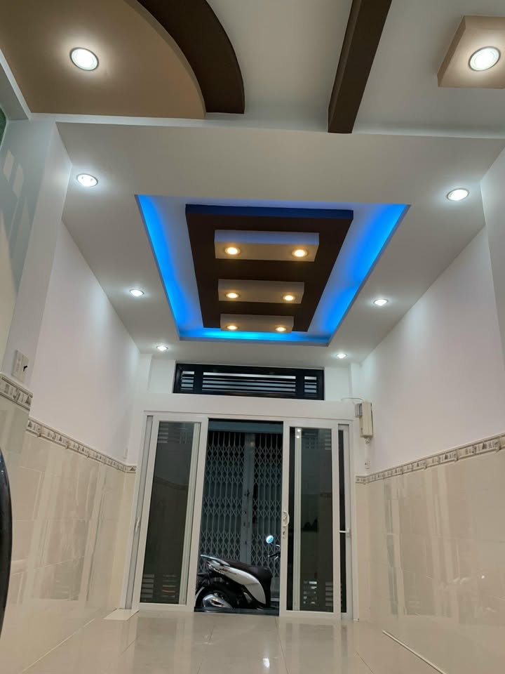 Nhà 4 tầng đường Sư Vạn Hạnh, Quận 10 - 25m² giá 5 tỷ - Sổ đẹp giao ngay!