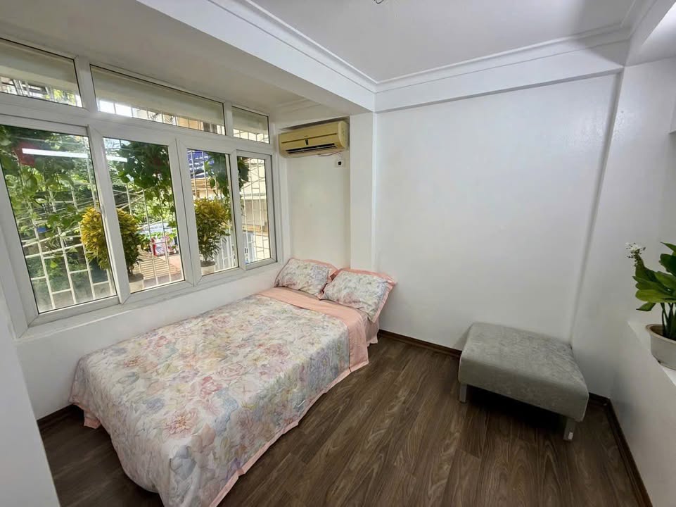 Căn hộ Tập thể Huỳnh Thúc Kháng, Đống Đa 80m² giá 6 tỷ - Sẵn sàng vào ở!