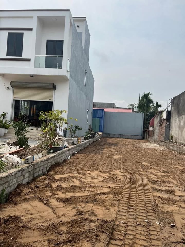 Đất cho thuê mặt tiền đường 301 và 362 - Nơi lý tưởng cho kinh doanh