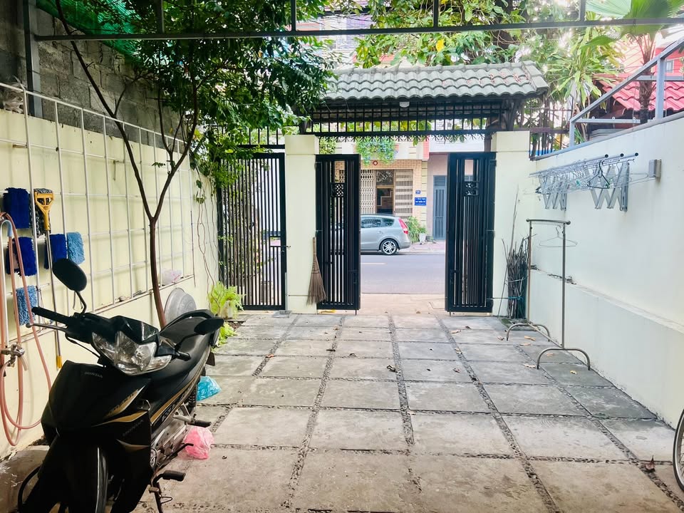 Nhà 2 tầng mặt tiền đường Nguyễn Thị Định, 116m² giá 14 tỷ - Tiềm năng phát triển cao!