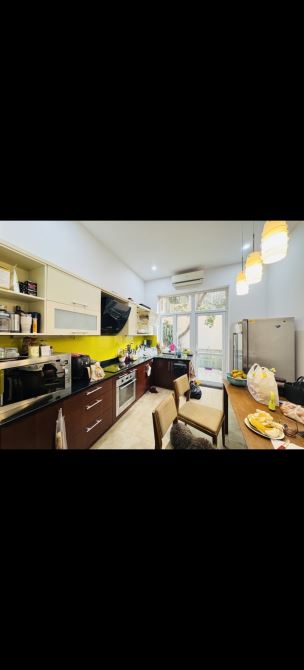 Bán nhà mặt ngõ Trần Khát Chân, 80m² giá 20 tỷ - Kinh doanh sầm uất!