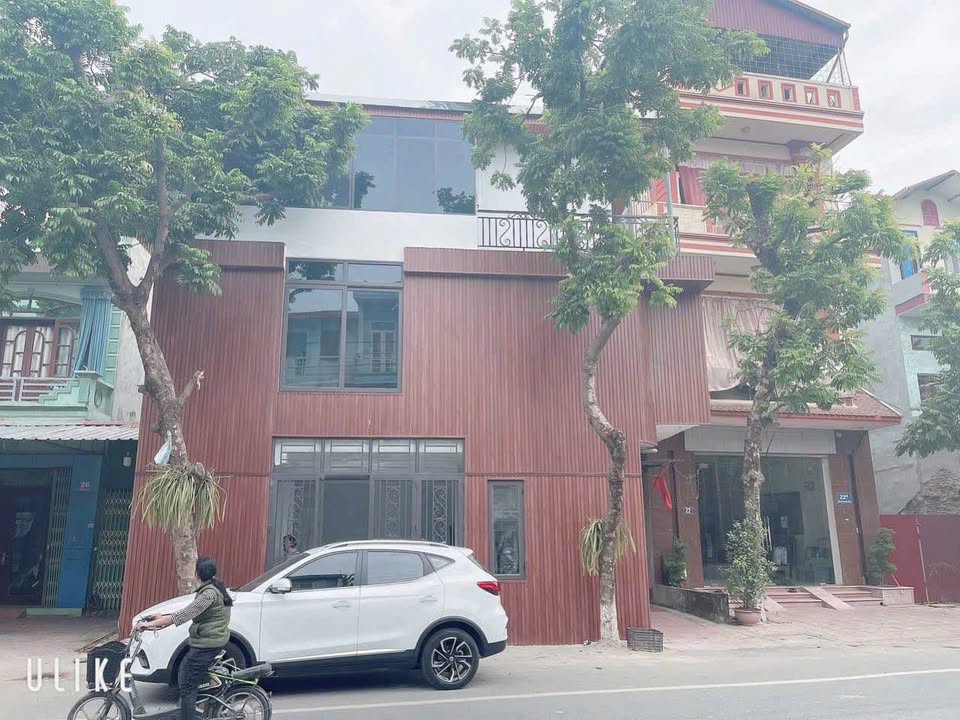 Nhà 3 tầng đường Hoàng Hoa Thám, P. Đa Mai, 50m² giá 3 tỷ - Ô tô đỗ cửa!