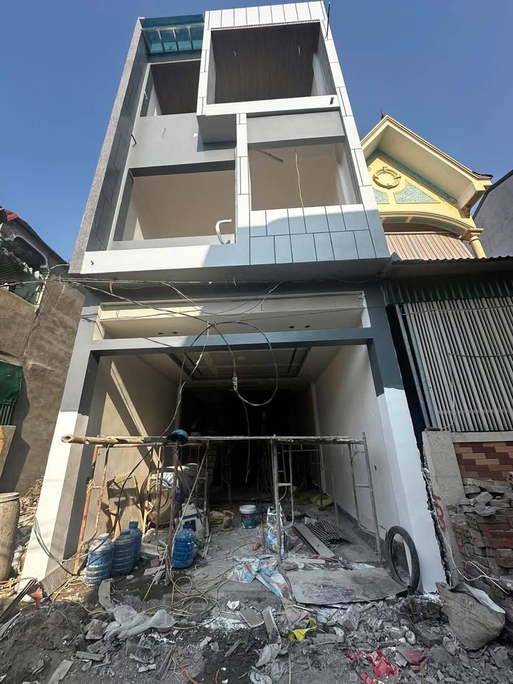 Nhà 3 Tầng Ngõ Hà Huy Tập 62.7m² - Gara Ô Tô, Phòng Xông Hơi, Giá 5 Tỷ