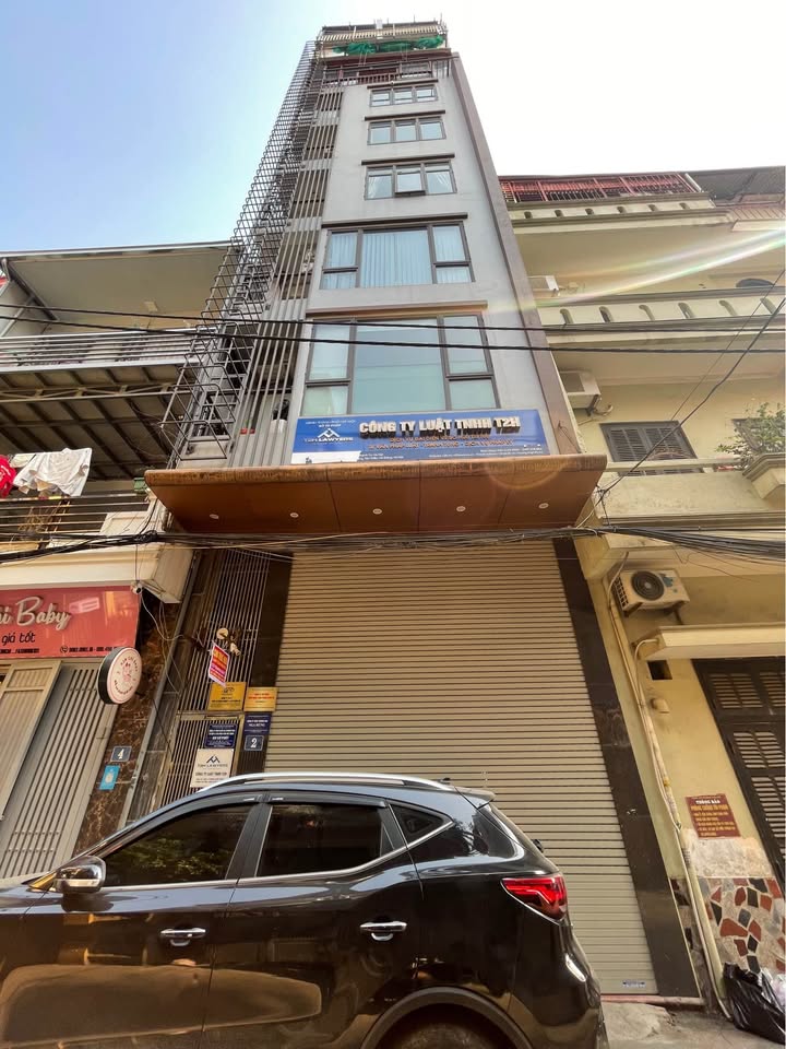 Nhà phố Khương Đình 50m² giá 16 tỷ - Ô tô vào nhà, thang máy hiện đại