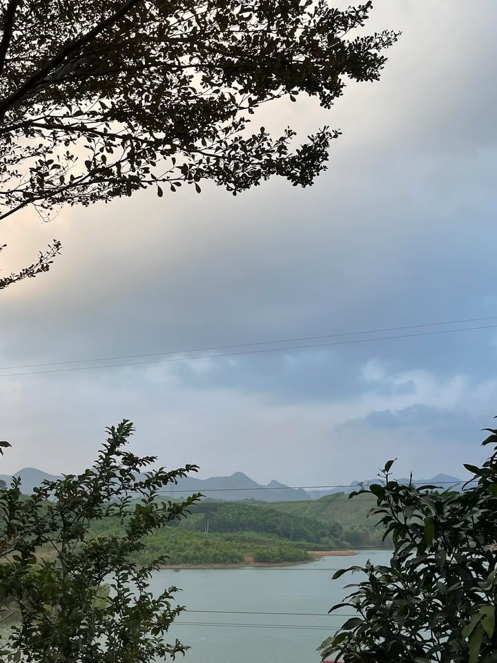 Đất nền Lương Yên Hòa Bình 3200m² giá chỉ 1 tỷ - Lô góc hai mặt tiền!