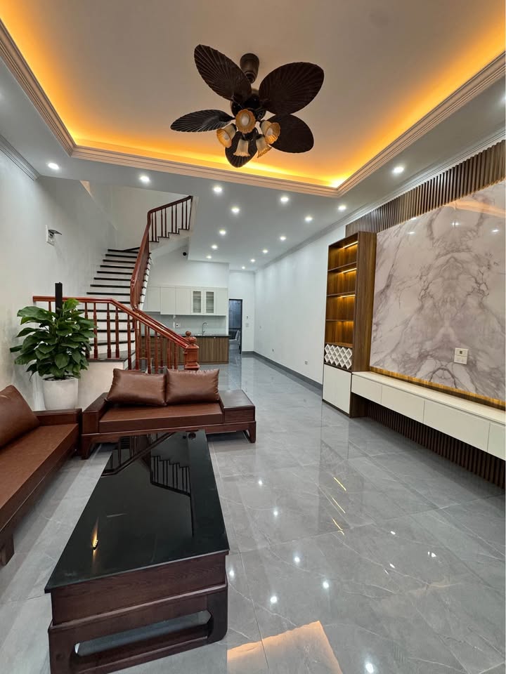 Nhà 3 tầng Bích Đào 75m² giá 5 tỷ - Sẵn sàng đón Tết ngay!