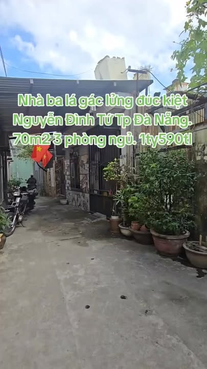 Nhà bán kiệt Nguyễn Đình Tứ, Quận Cẩm Lệ, 70m² giá 1.59 tỷ - Sẵn sàng vào ở!