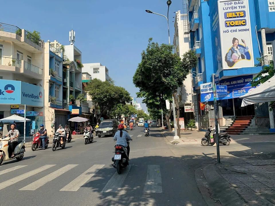 Nhà mặt tiền Gò Dầu, Q. Tân Phú 68m² giá 16.9 tỷ - Kinh doanh sầm uất!