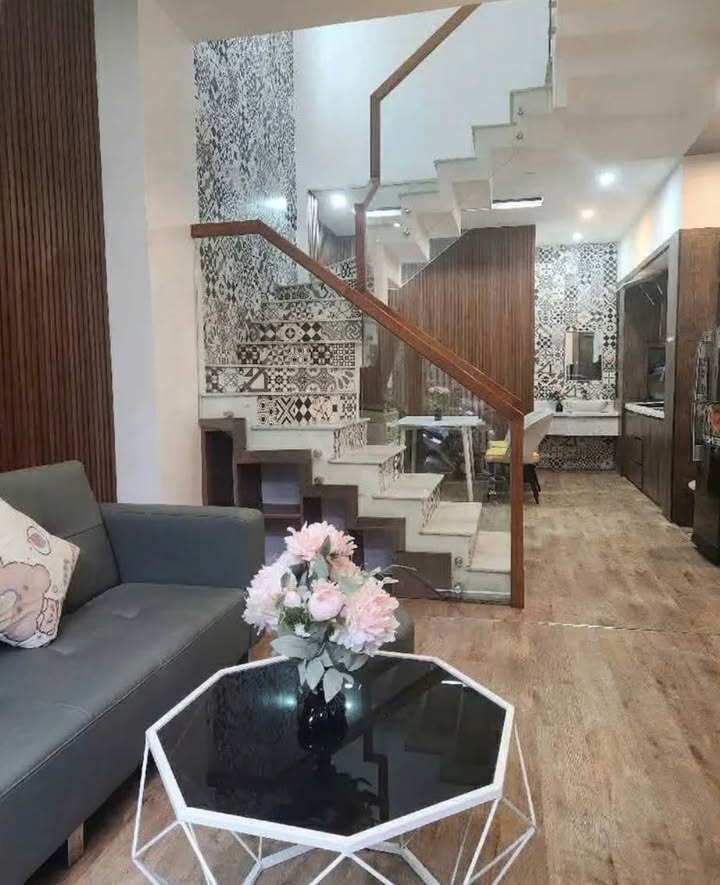 Nhà đẹp 3 tầng 40m² tại Điện Biên Phủ, Đà Nẵng - Sẵn sàng vào ở ngay!