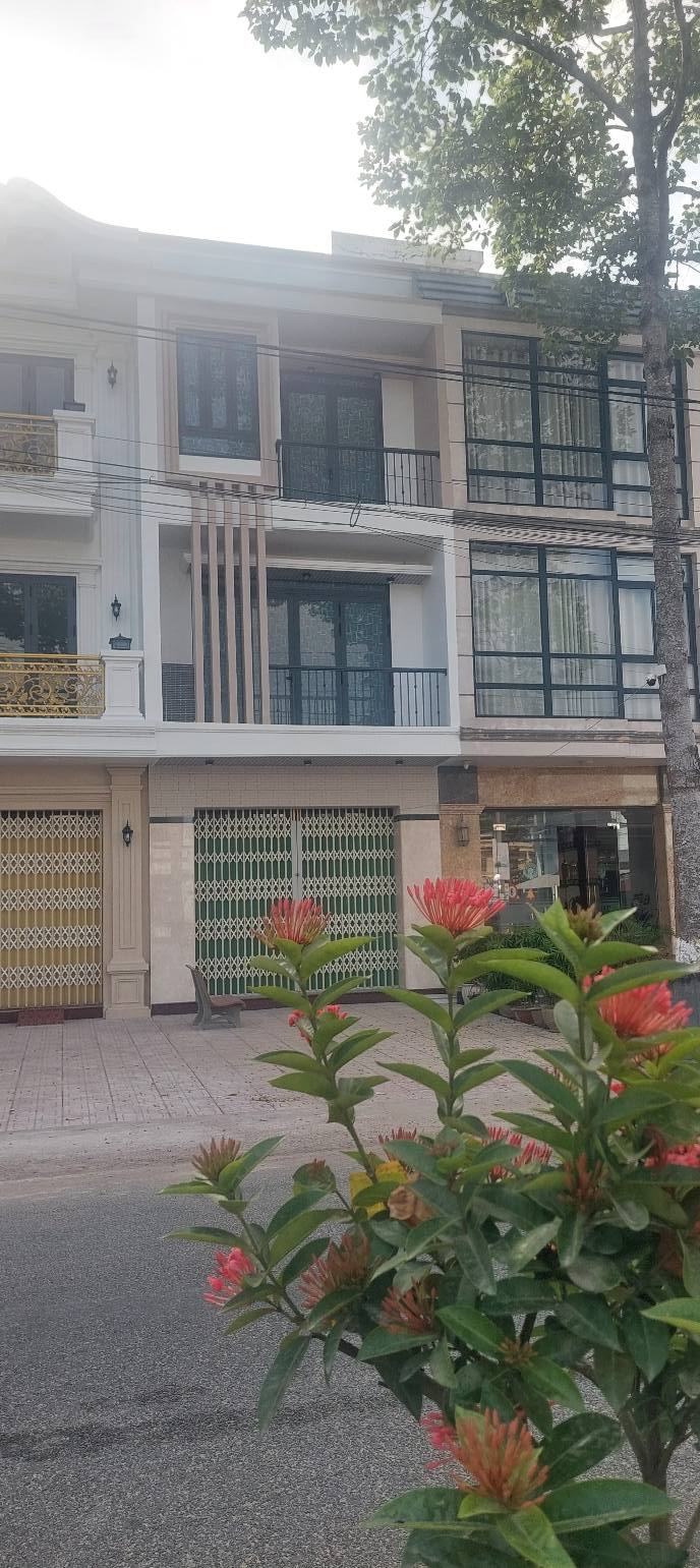 Nhà mới hoàn thiện mặt tiền Trần Thị Nhượng, 90m² giá 4 tỷ - Sổ hồng chính chủ!