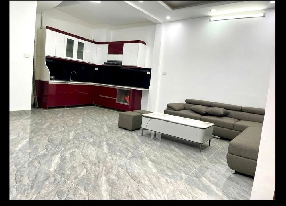 Nhà phố Đào Tấn, Ba Đình 40m² giá 7 tỷ - Sổ hồng đẹp, ngõ thoáng