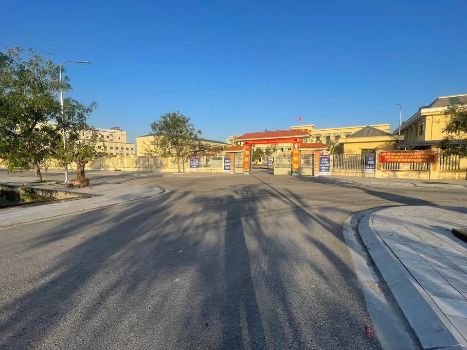 Lô đất 150m² mặt tiền 11m tại Thị trấn Tân Phong - Cơ hội kinh doanh tuyệt vời!