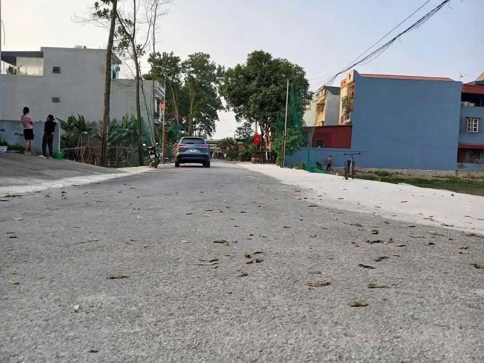 Đất nền 2 mặt tiền tại Quảng Hòa 172m² giá 800 triệu - Cơ hội đầu tư hiếm có!