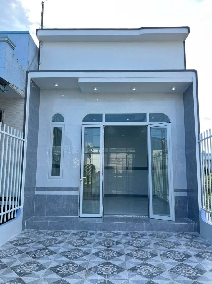 Nhà mới tinh KDC Cư Phường 5 Bạc Liêu 106m² giá 1.83 tỷ - Thiết kế hiện đại, ở ngay!