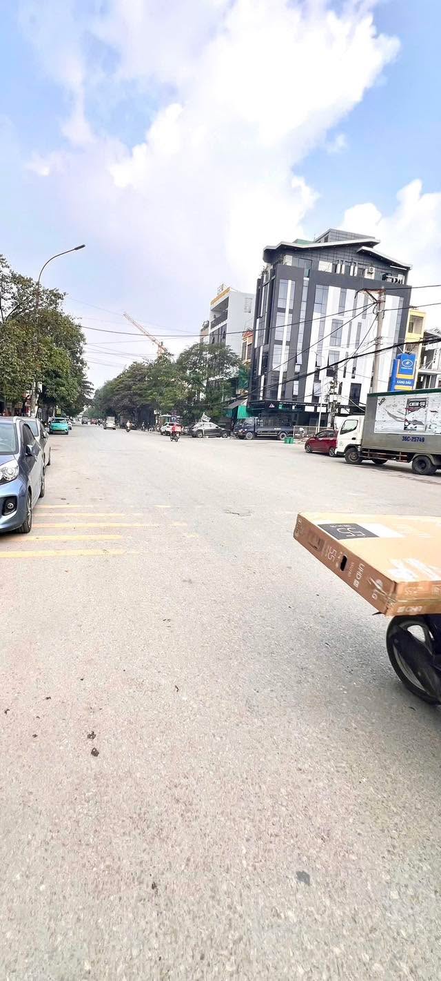 Nhà mặt tiền kinh doanh Phường Đông Sơn 104m² giá 17 tỷ - Cơ hội đầu tư sinh lời!