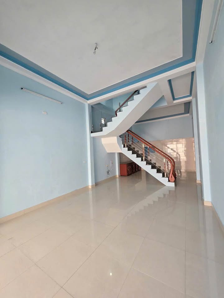 Nhà 2 tầng Phường Quảng Thắng 63m² giá 2 tỷ - Nằm ngay bên hông Trường Chính Trị!