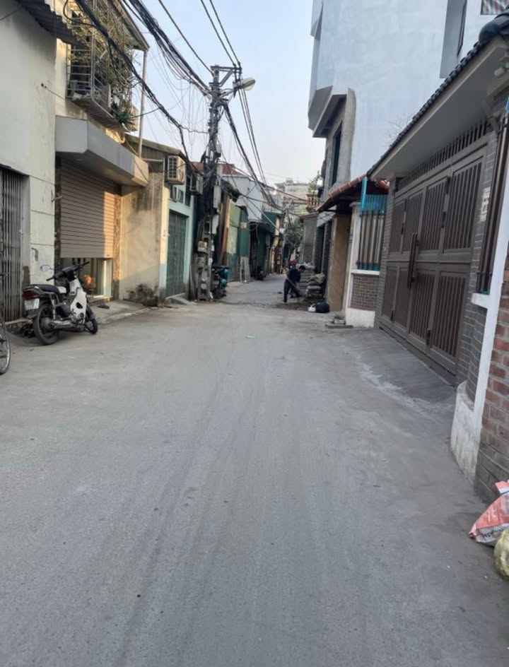 Nhà phố Định Công Hạ 30m² giá 9 tỷ - Lô góc, kinh doanh tốt!