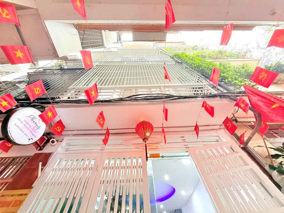 Nhà phố Hoàng Hoa Thám, Ba Đình 35m² giá 9.87 tỷ - Kinh doanh sầm uất!