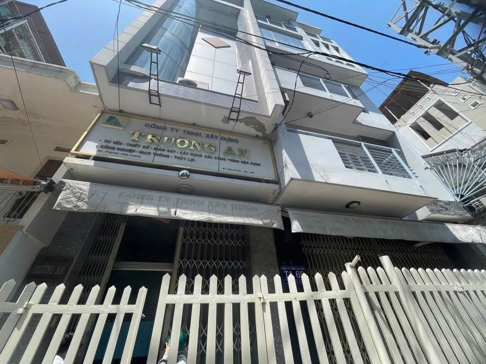 Bán nhà mặt tiền kinh doanh Huỳnh Thúc Kháng, Nha Trang 115m² giá 17 tỷ - Đầu tư sinh lời!