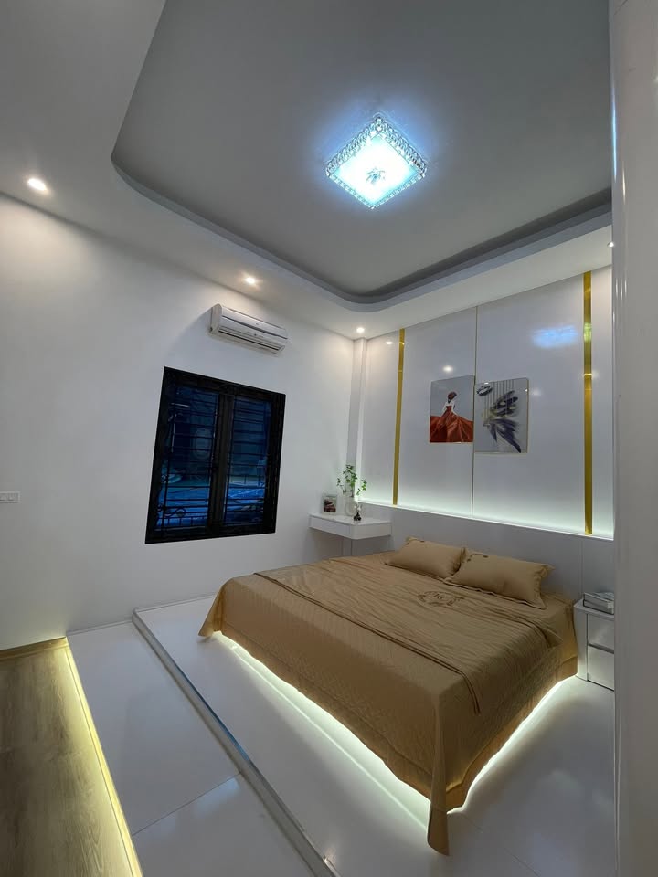 Nhà Phố Nhân Chính 37m² giá thỏa thuận - Gần trường, chợ thuận tiện!