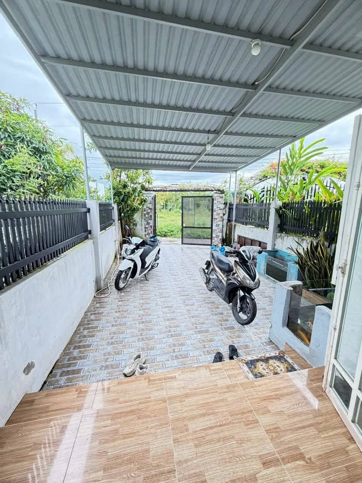 Nhà mới bán gấp Xã Hàm Hiệp 125m² giá 799 triệu - Sẵn sàng vào ở ngay!