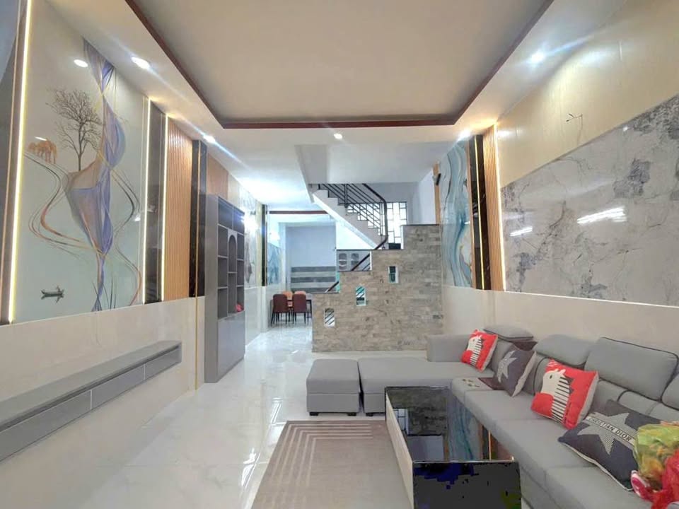 Nhà phố 1 trệt 2 lầu hẻm 1 sẹc Bưng Ông Thoàn 52m² giá 5.35 tỷ - Nhà mới hoàn thiện!