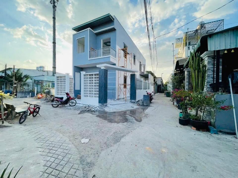 Nhà góc đẹp Hưng Định 133m² giá chỉ 4 tỷ - Sẵn sàng vào ở ngay!