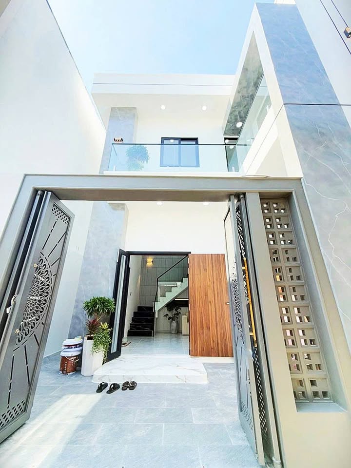 Nhà riêng Hẻm 167 Phạm Hữu Lầu, Quận 7, 45.3m² giá 6.6 tỷ - Sổ hồng riêng!