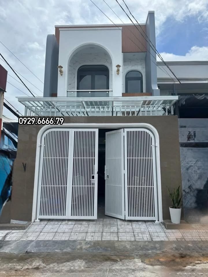 Nhà lầu khu cư xá Công an B5, 100m² giá 6 tỷ - Chính chủ bán gấp!