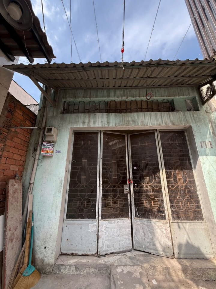 Nhà cấp 4 tại 276 Mã Lò, Phường Bình Trị Đông, 38m² - Giá chỉ 3.8 tỷ VND!