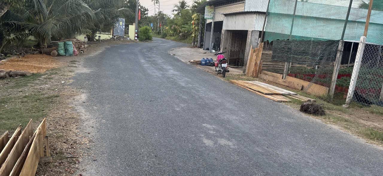 FrontHouse Mặt tiền lộ nhựa Phước Thạnh, Châu Thành, Bến Tre 381m² - Kinh doanh thuận lợi!