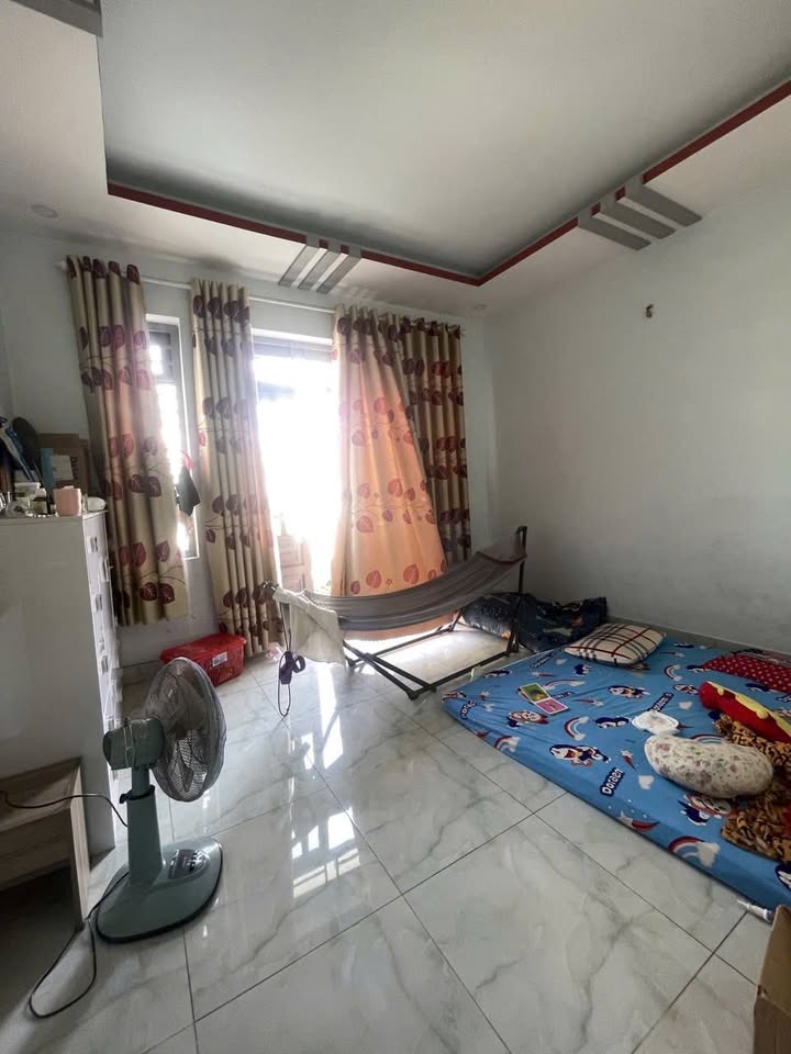 Nhà phố Bùi Văn Ngữ, Quận 12, 63m² giá 5 tỷ - Khu dân trí cao, vào ở ngay!