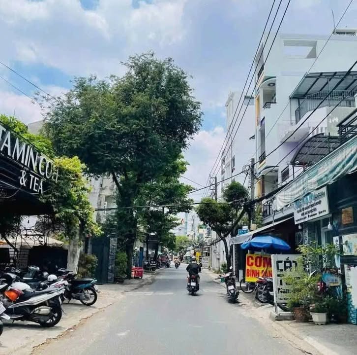 Nhà mặt tiền Nguyễn Duy Cung, Gò Vấp 69m² giá 9.6 tỷ - Cơ hội đầu tư tuyệt vời!