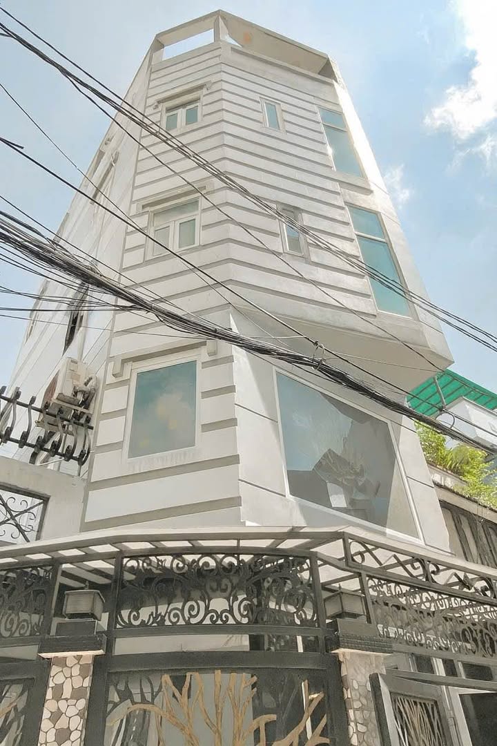 Nhà phố Khu Lam Sơn, Quận Tân Bình 39m² giá 7.45 tỷ - Hẻm xe hơi, thiết kế hiện đại!