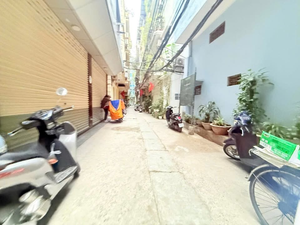 Nhà riêng Núi Trúc Ba Đình 48m² giá 10.6 tỷ - Đầu tư sinh lời ngay!