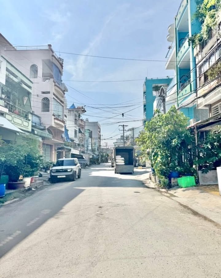 Nhà cấp 4 Hồng Bàng Q11 30m² giá 4.49 tỷ - Hẻm xe tải tránh, ô tô vào nhà!