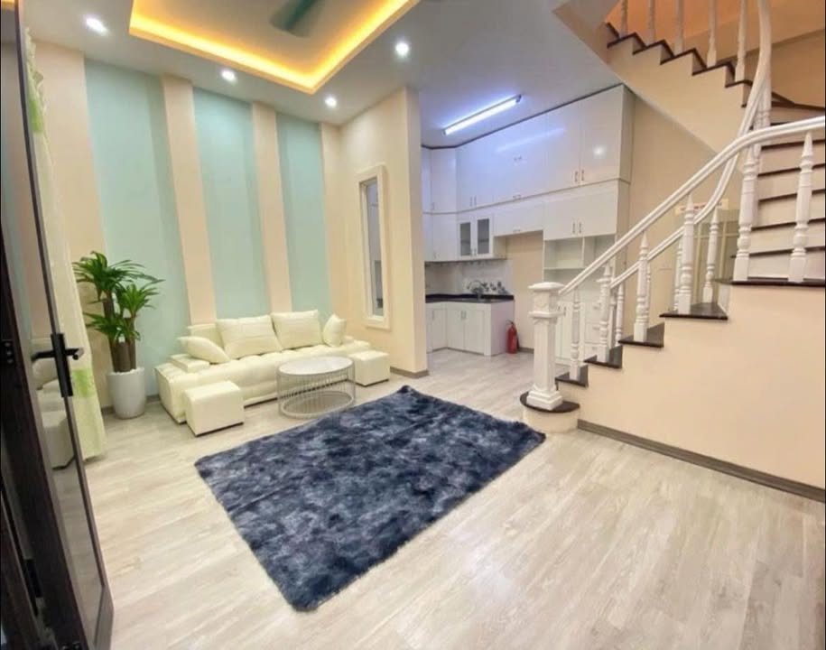 Nhà phố Yên Hòa, Cầu Giấy 40m² giá 9.2 tỷ - Sổ đỏ chính chủ, xây 5 tầng