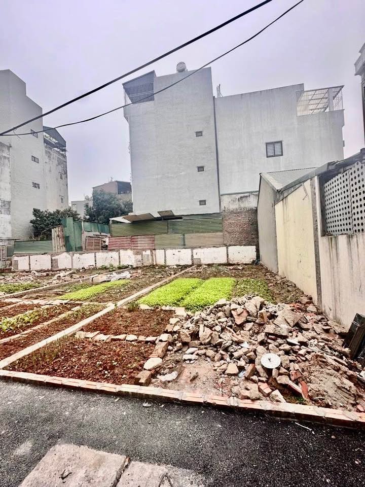 Đất nền Phường Việt Hưng, Quận Long Biên, 56m² chỉ 7.1 tỷ - Cơ hội đầu tư hiếm có!