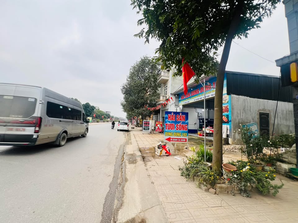 Nhà mặt phố Việt Bắc cũ, Thái Nguyên 72m² giá 4 tỷ - Kinh doanh cực tốt!