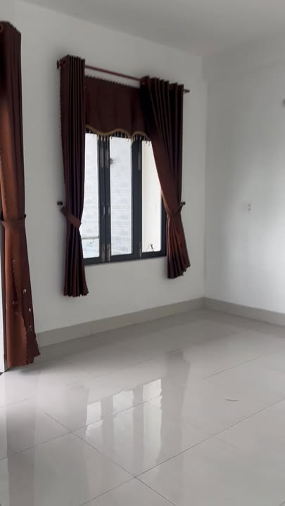 Biệt thự góc 2 mặt tiền La Bông 144m² giá 4.95 tỷ - Cơ hội đầu tư tuyệt vời!