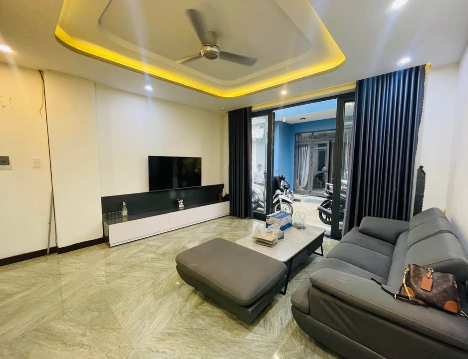 Nhà 3 tầng Nguyễn Phước Nguyên 55m² giá 4 tỷ - Full nội thất, vào ở ngay!