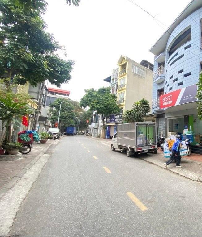 Đất mặt phố Phúc Đồng, Long Biên 43m² giá 8 tỷ - Cơ hội hiếm có cho nhà đầu tư!