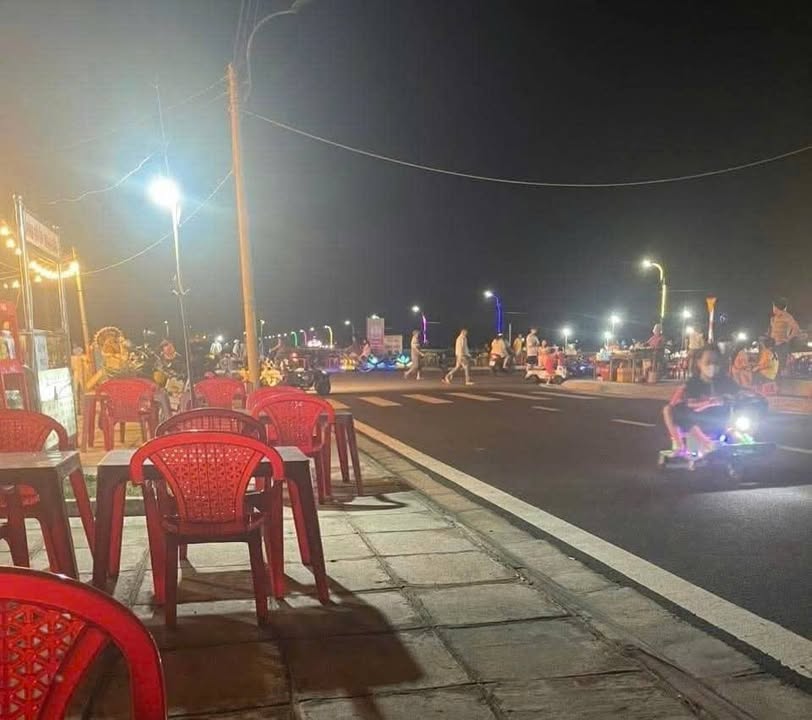 Đất đấu giá Công viên Hòa Bình, Thị trấn Phú Thứ, 115m² - Đầu tư sinh lời ngay!