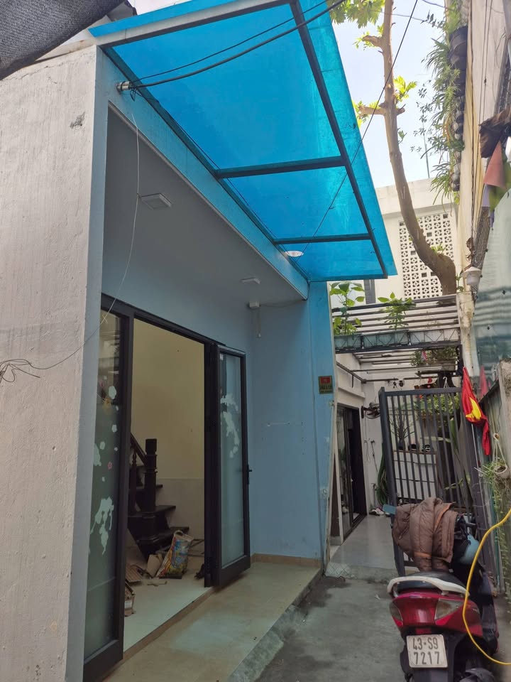 Nhà đẹp mặt tiền 4m tại Núi Thành, Hải Châu 42m² giá chỉ 3 tỷ - Sẵn sàng vào ở ngay!