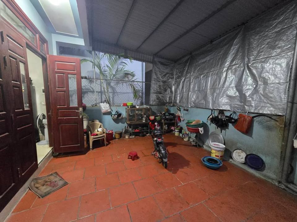 Nhà 3 tầng Lê Hồng Phong 64m² giá 2,5 tỷ - Ô tô đỗ cửa thoải mái!