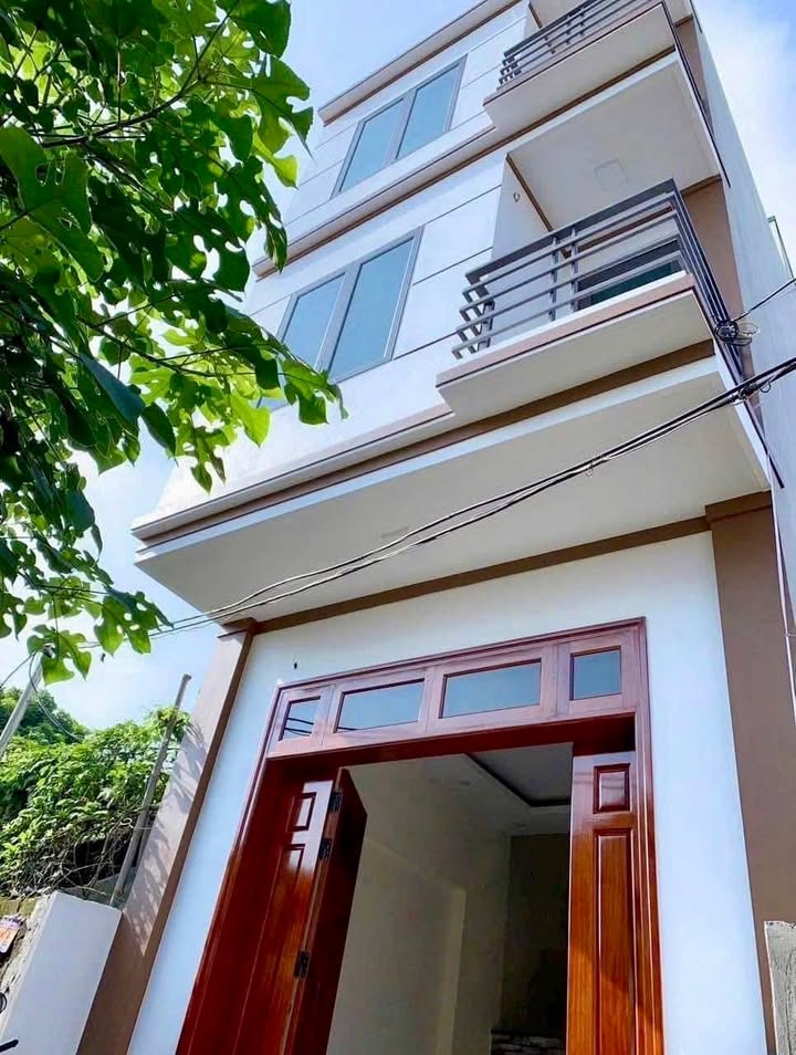 Nhà đẹp 3 tầng 1 tum tại Khu đô thị HUD, 45m² chỉ 3 tỷ - Sẵn sàng vào ở!