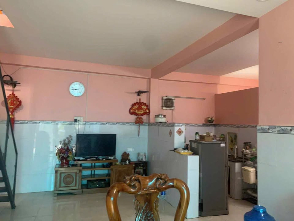 Nhà 1 trệt 1 lầu xã Bình Chánh 80.9m² giá 2.8 tỷ - Sổ hồng chính chủ, hoàn công đầy đủ!